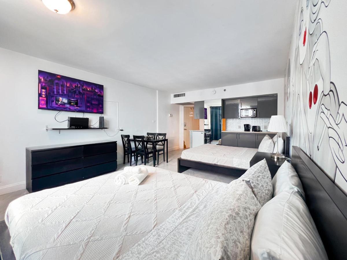 Castle Beach Studios By Vacation Media Miami Beach Bagian luar foto